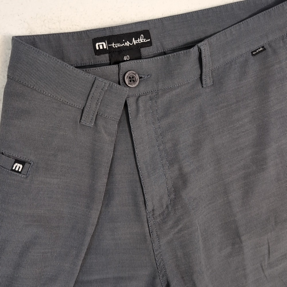 Travis Mathew Shorts Mens 40x11" Gray Golf Lightweight Chino Flat Front Stretch